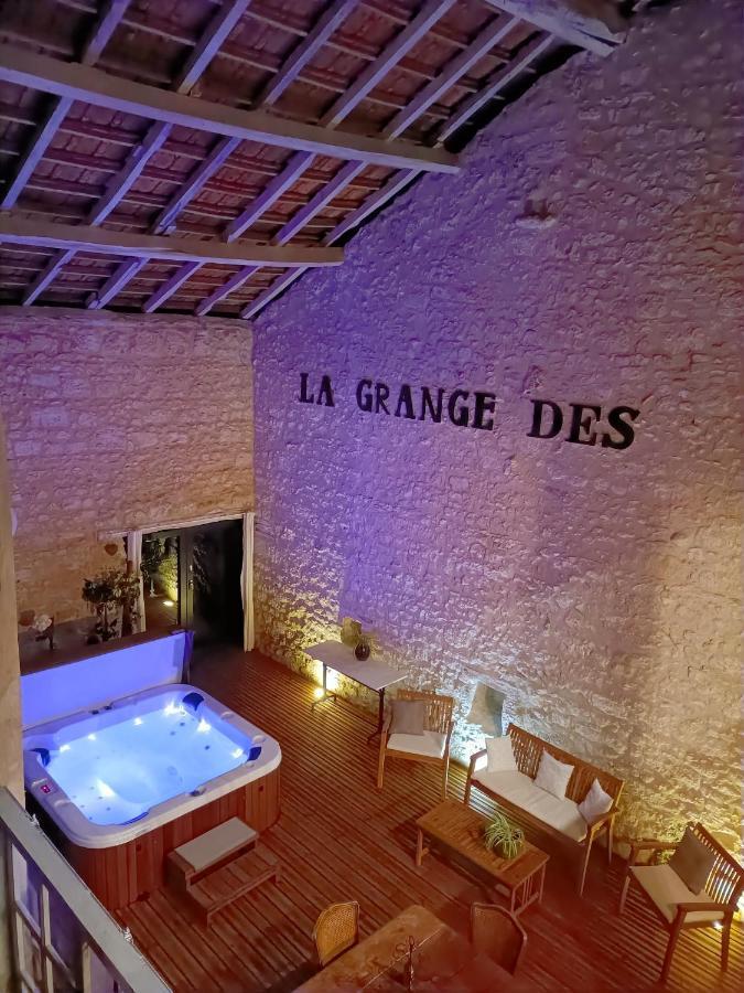 Вилла La Grange Des Anges Blanc  Экстерьер фото