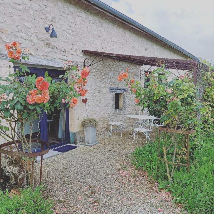 Вилла La Grange Des Anges Blanc  Экстерьер фото