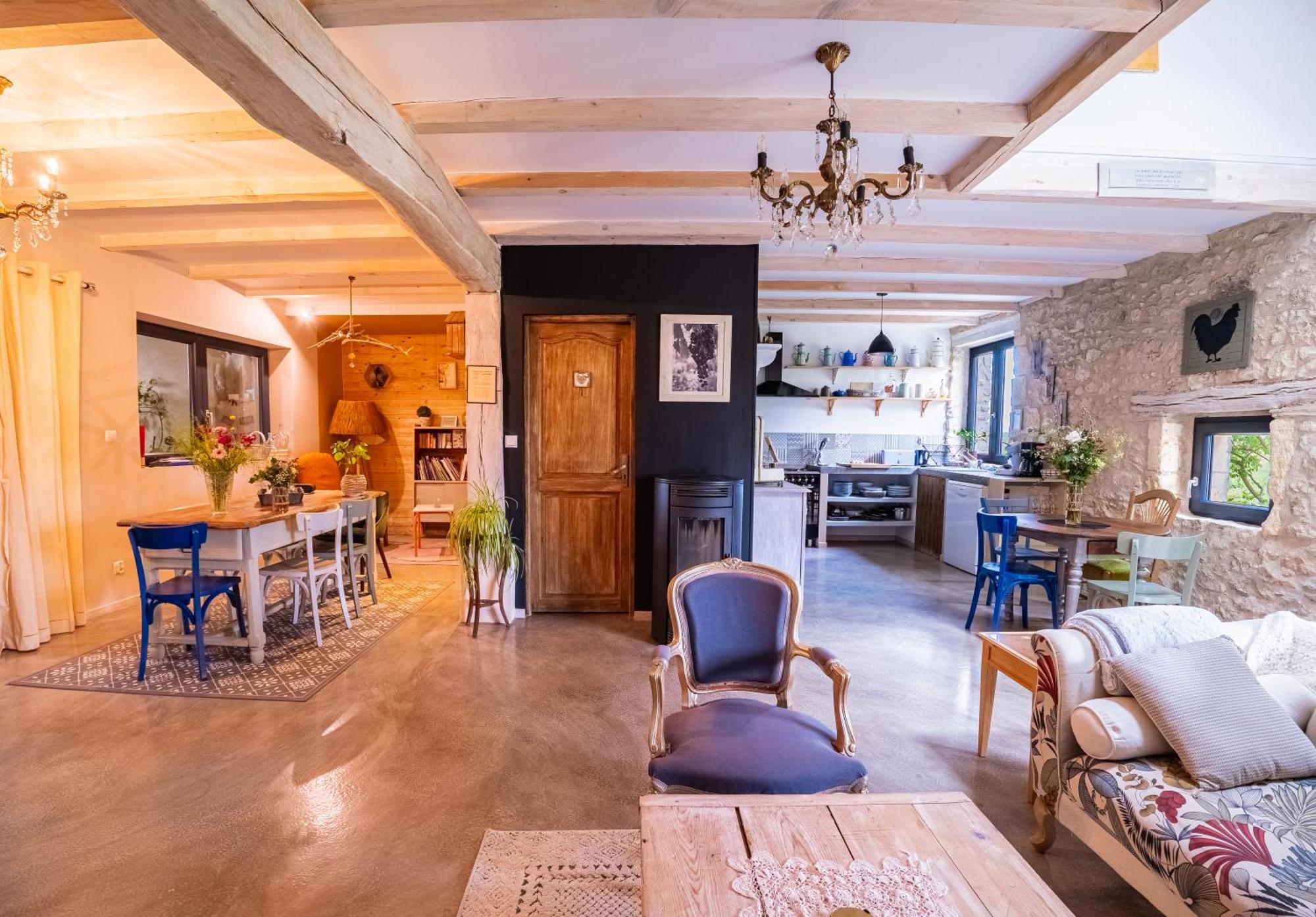 Вилла La Grange Des Anges Blanc  Экстерьер фото